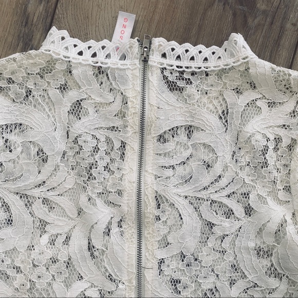 Lovesong Cropped Fitted Lace Bell Sleeve Bohemian Boho Ivory Blouse Top S - Picture 7 of 7